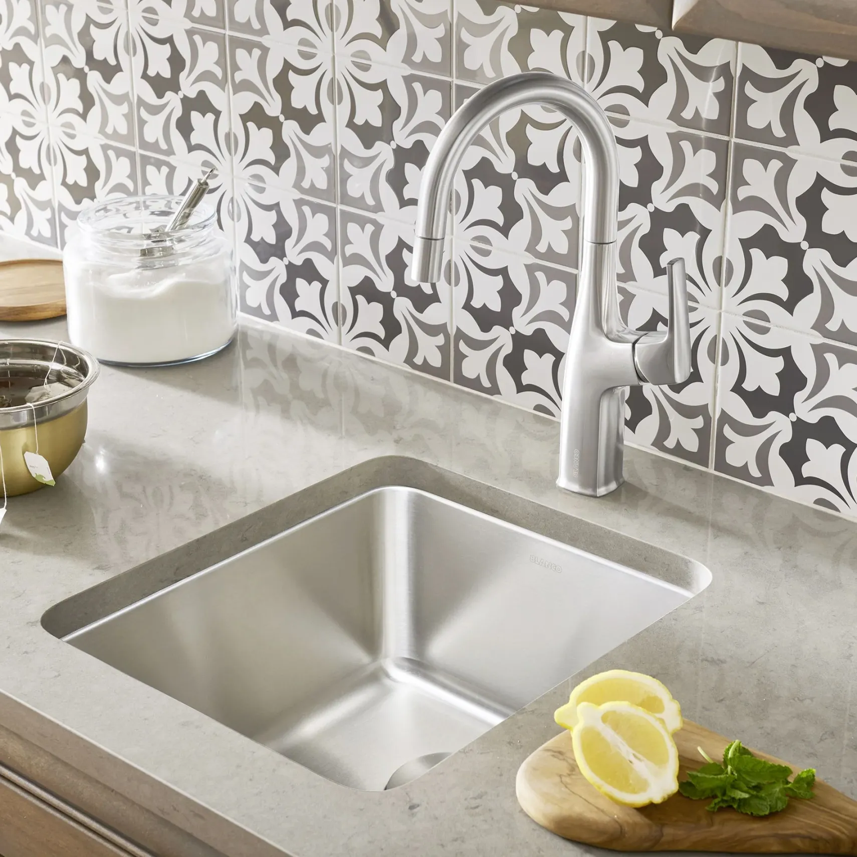 Blanco Formera 16" Rectangle Stainless Steel Bar/Prep Sink, 18 Gauge, Satin Polish, 442767