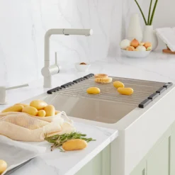 Blanco Linus Low Arc Pull-Out Dual-Spray Kitchen Faucet, Soft White, 1.5 GPM, Brass, 526963