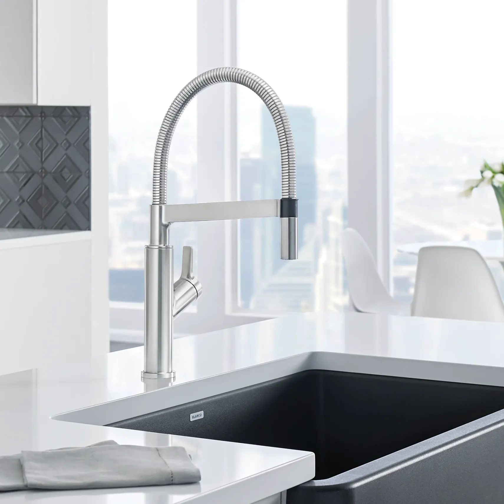 Blanco Solenta 1.5 GPM Brass Kitchen Faucet, Semi-Pro, Stainless, 401993