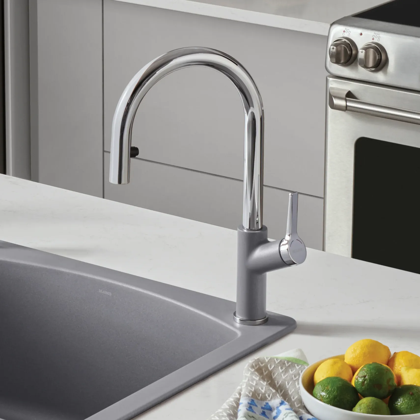 Blanco Urbena 1.5 GPM Brass Kitchen Faucet, Pull-Down, Metallic Gray/Chrome, 526396