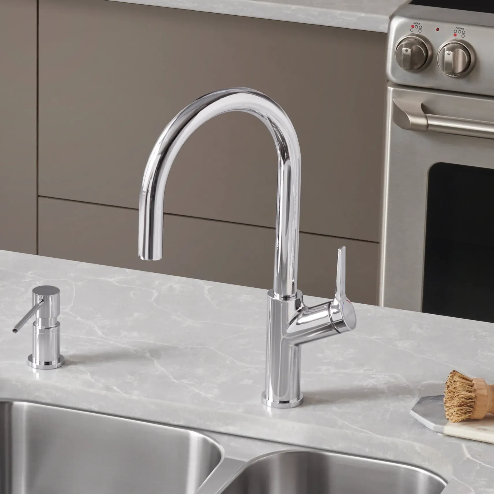 Blanco Urbena 1.5 GPM Brass Kitchen Faucet, Pull-Down, Polished Chrome, 526390