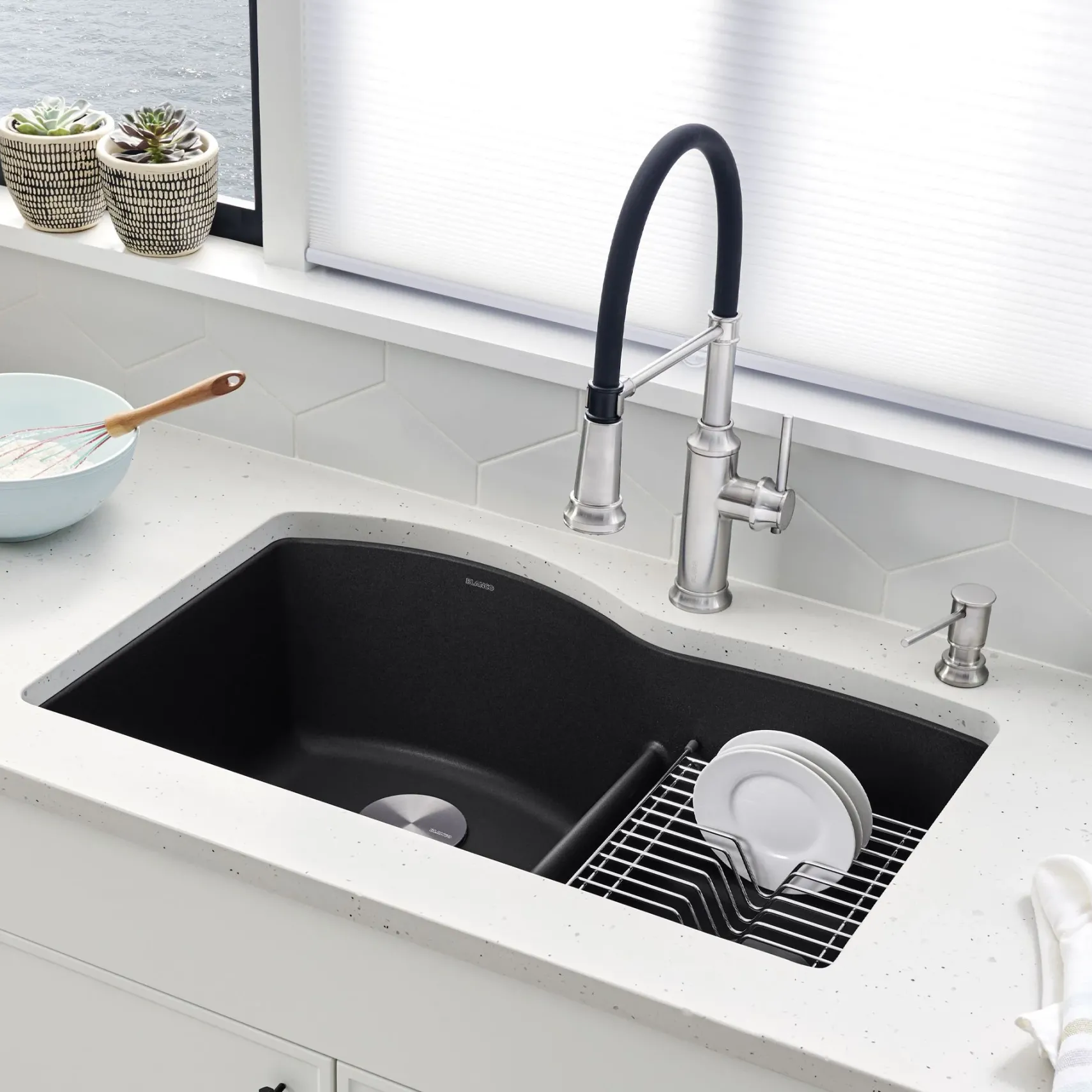 Blanco Diamond 32" Undermount Granite Composite Kitchen Sink, Silgranit, 60/40 Double Bowl, Anthracite, 441590