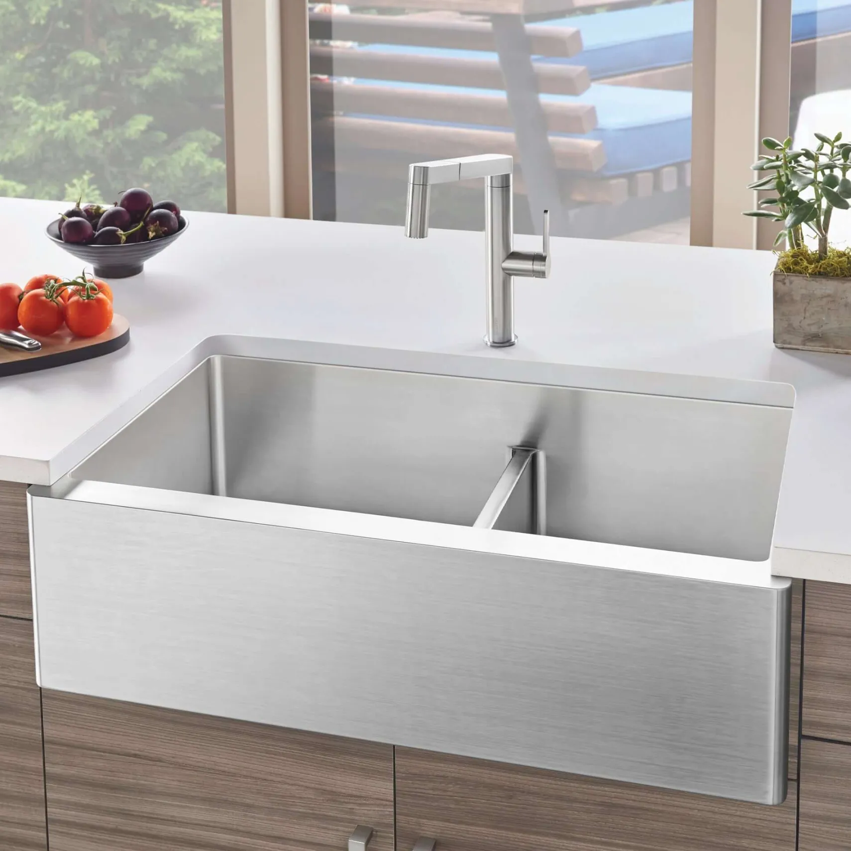 Blanco Quatrus 33" Stainless Steel Farmhouse Sink, 60/40 Double Bowl, 18 Gauge, Satin Polish, 525242
