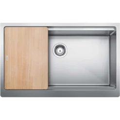 Blanco Quatrus 33" Stainless Steel Workstation Farmhouse Sink with Accessories, 18 Gauge, Satin Polish, 525243
