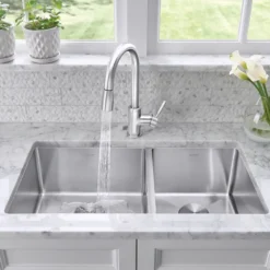 Blanco Quatrus 33" Undermount Stainless Steel Kitchen Sink, 60/40 Double Bowl, Satin Polish, 18 Gauge, No Faucet Hole, 443150