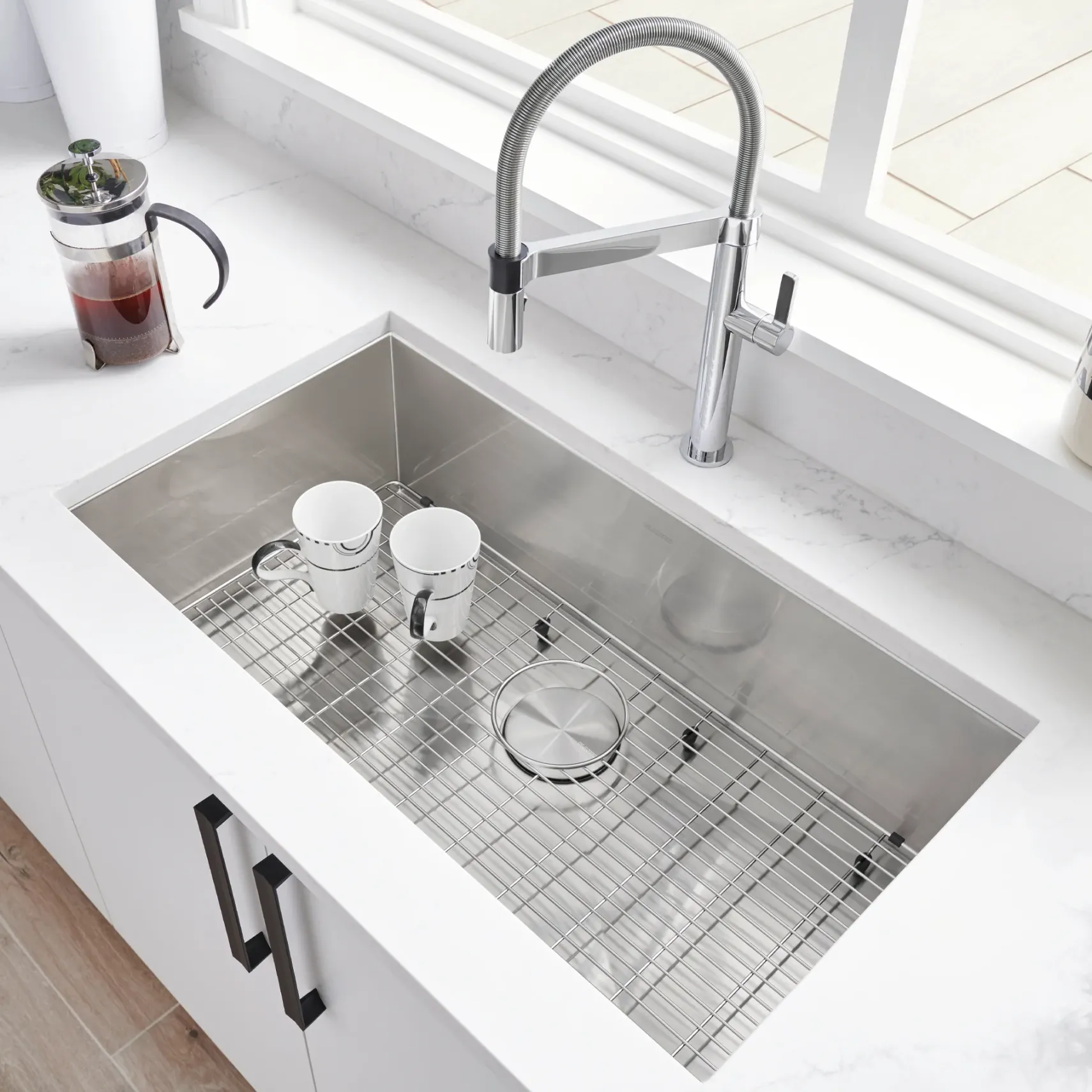 Blanco Quatrus 32" Undermount Stainless Steel Kitchen Sink, Satin Polish, 18 Gauge, No Faucet Hole, 443052