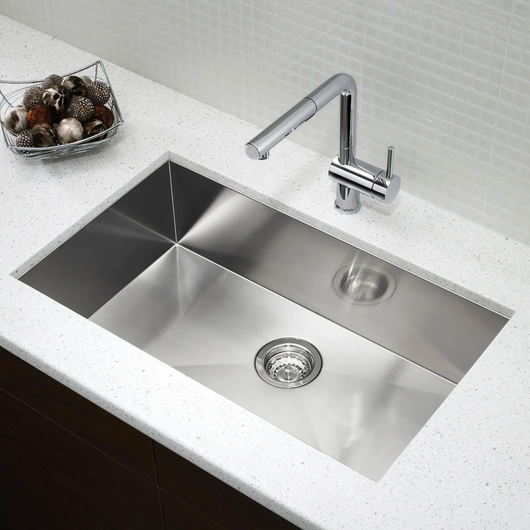 Blanco Quatrus 32" Undermount Stainless Steel Kitchen Sink, Satin Polish, 18 Gauge, No Faucet Hole, 443052