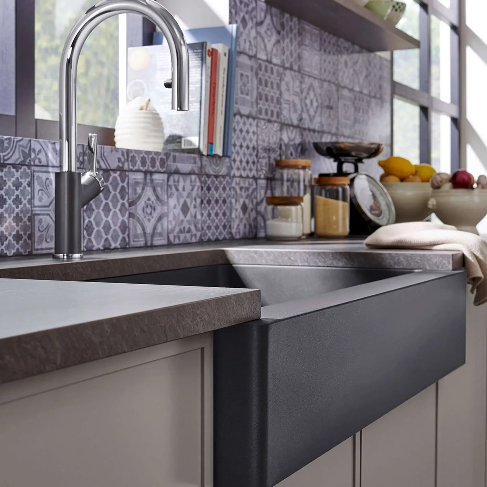 Blanco Vintera 30" Granite Composite Workstation Farmhouse Sink, Silgranit, Cinder, 526539