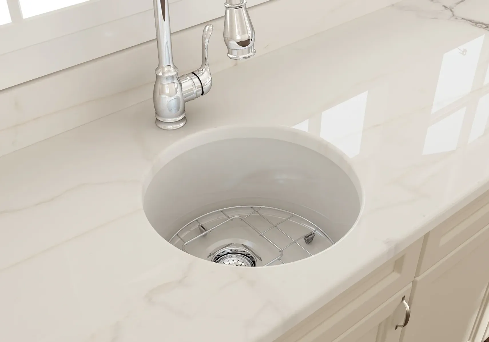 BOCCHI Sotto 18.5" Round Fireclay Undermount Single Bowl Bar Sink with Protective Bottom Grid and Strainer, Biscuit, 1361-014-0120