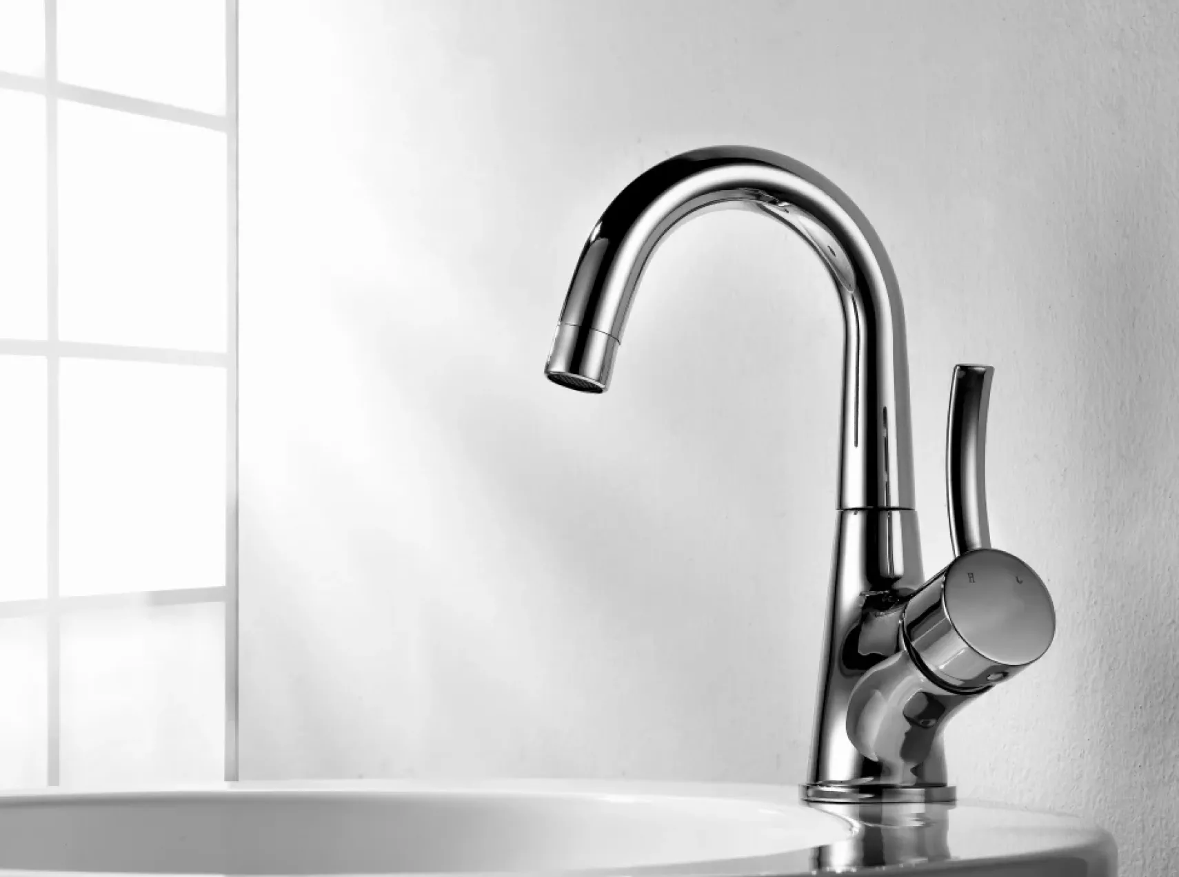 Dawn 9" 1.2 GPM Bathroom Faucet, Chrome, AB39 1170C