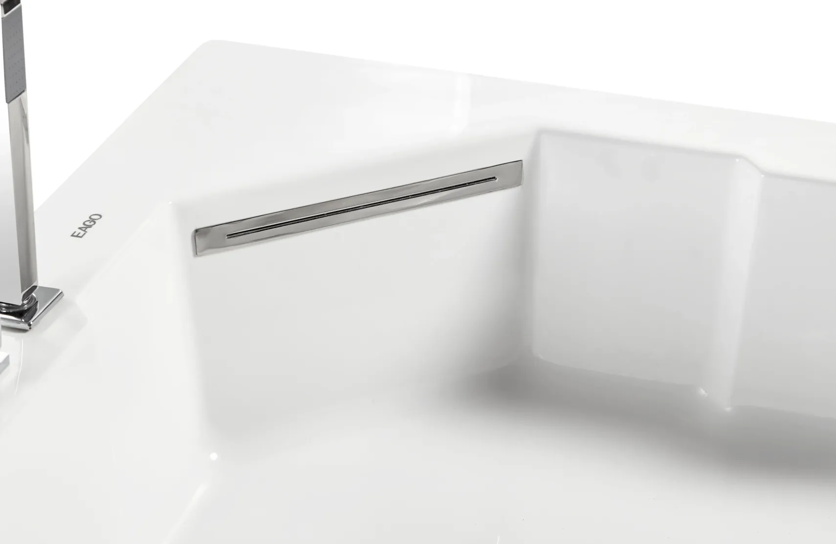 Eago 59" Acrylic Corner Neo-angle Round Bathtub, White, AM156ETL