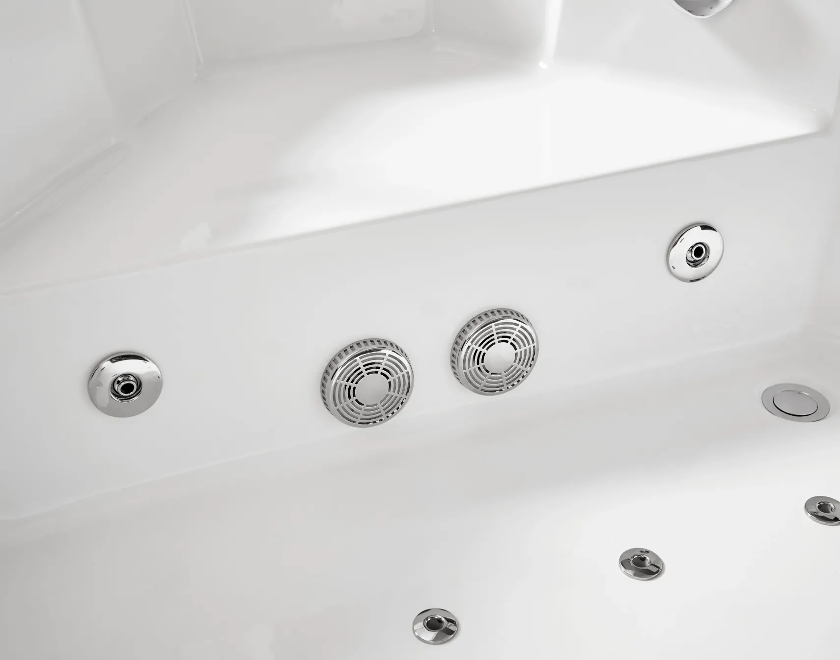 Eago 59" Acrylic Corner Neo-angle Round Bathtub, White, AM156ETL