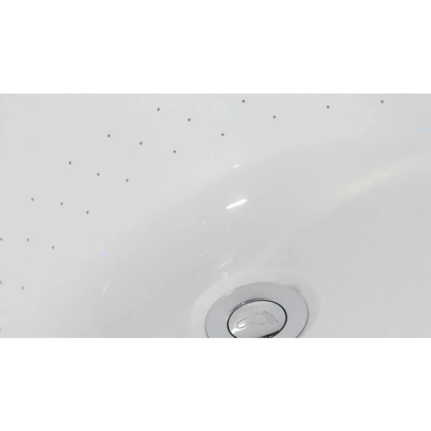 Eago 75" Acrylic Free Standing Oval Air Bubble Bathtub, White, AM1900