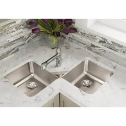 Elkay Lustertone Classic 32" Stainless Steel Corner Kitchen Sink, 50/50 Double Bowl, Lustrous Satin, ELUH3232