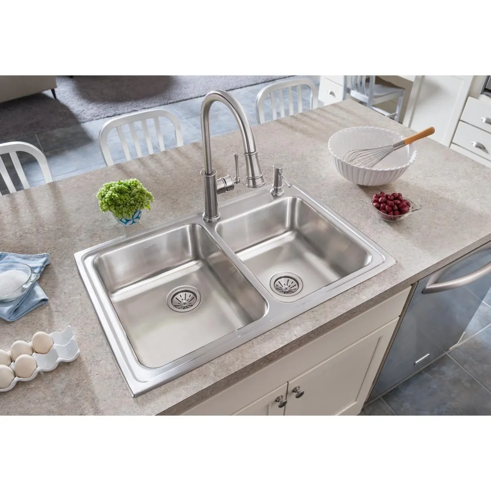 Elkay Lustertone Classic 33" Drop In/Topmount Stainless Steel Kitchen Sink, 60/40 Double Bowl, Lustrous Satin, 3 Faucet Holes, LR2503