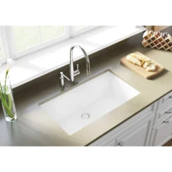 Elkay Classic 33" Quartz Kitchen Sink, White, ELGRU13322WH0
