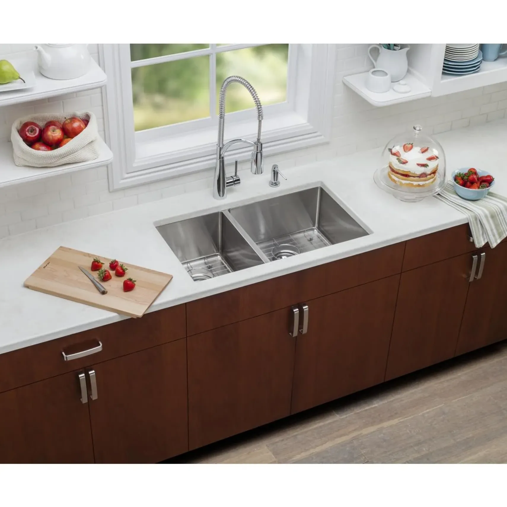 Elkay Crosstown 32" Stainless Steel Kitchen Sink, 40/60 Double Bowl, 18 Gauge, Polished Satin, ECTRU32179LT