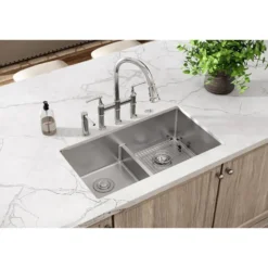 Elkay Crosstown 33" Stainless Steel Kitchen Sink, 50/50 Double Bowl, 18 Gauge, Sink Kit, Polished Satin, 5 Faucet Hole, ECTSRA33229TBG5