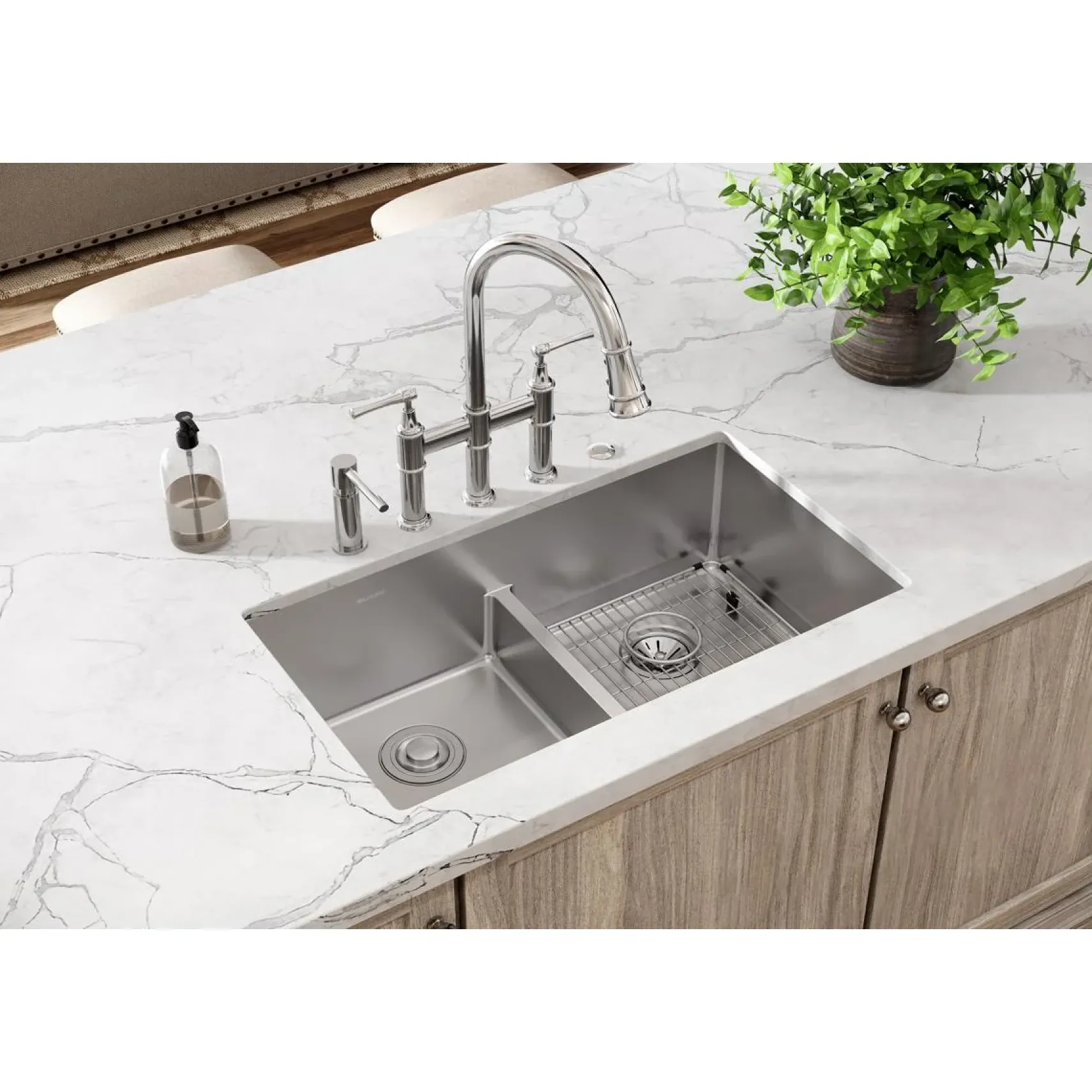 Elkay Crosstown 33" Stainless Steel Kitchen Sink, 50/50 Double Bowl, 18 Gauge, Sink Kit, Polished Satin, 5 Faucet Hole, ECTSRA33229TBG5