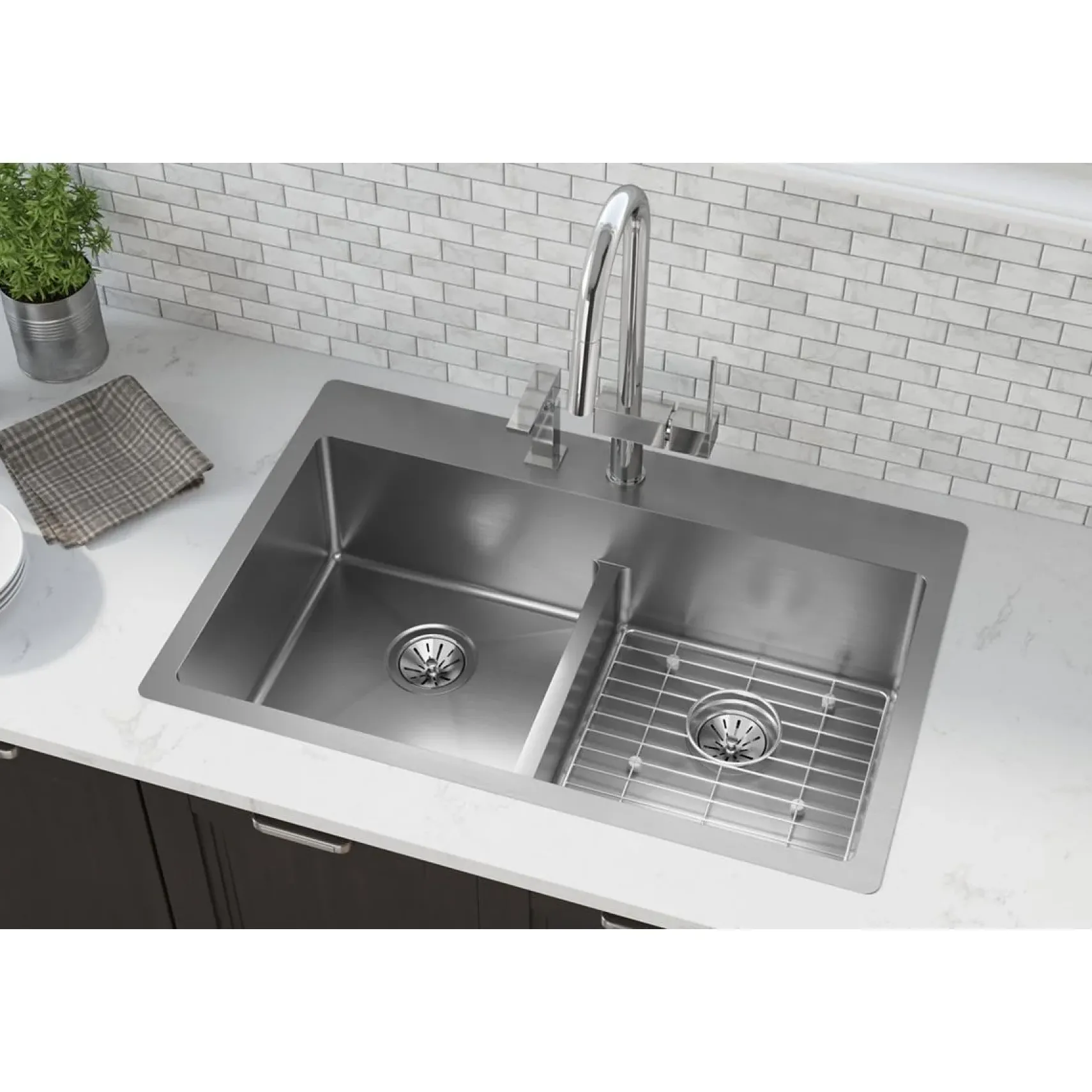 Elkay Crosstown 33" Stainless Steel Kitchen Sink, 50/50 Double Bowl, 18 Gauge, Sink Kit, Polished Satin, 5 Faucet Hole, ECTSRA33229TBG5