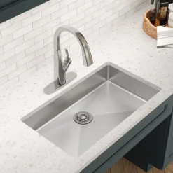 Elkay Crosstown 32" Undermount Stainless Steel ADA Kitchen Sink, Polished Satin, 18 Gauge, ECTRUAD301755