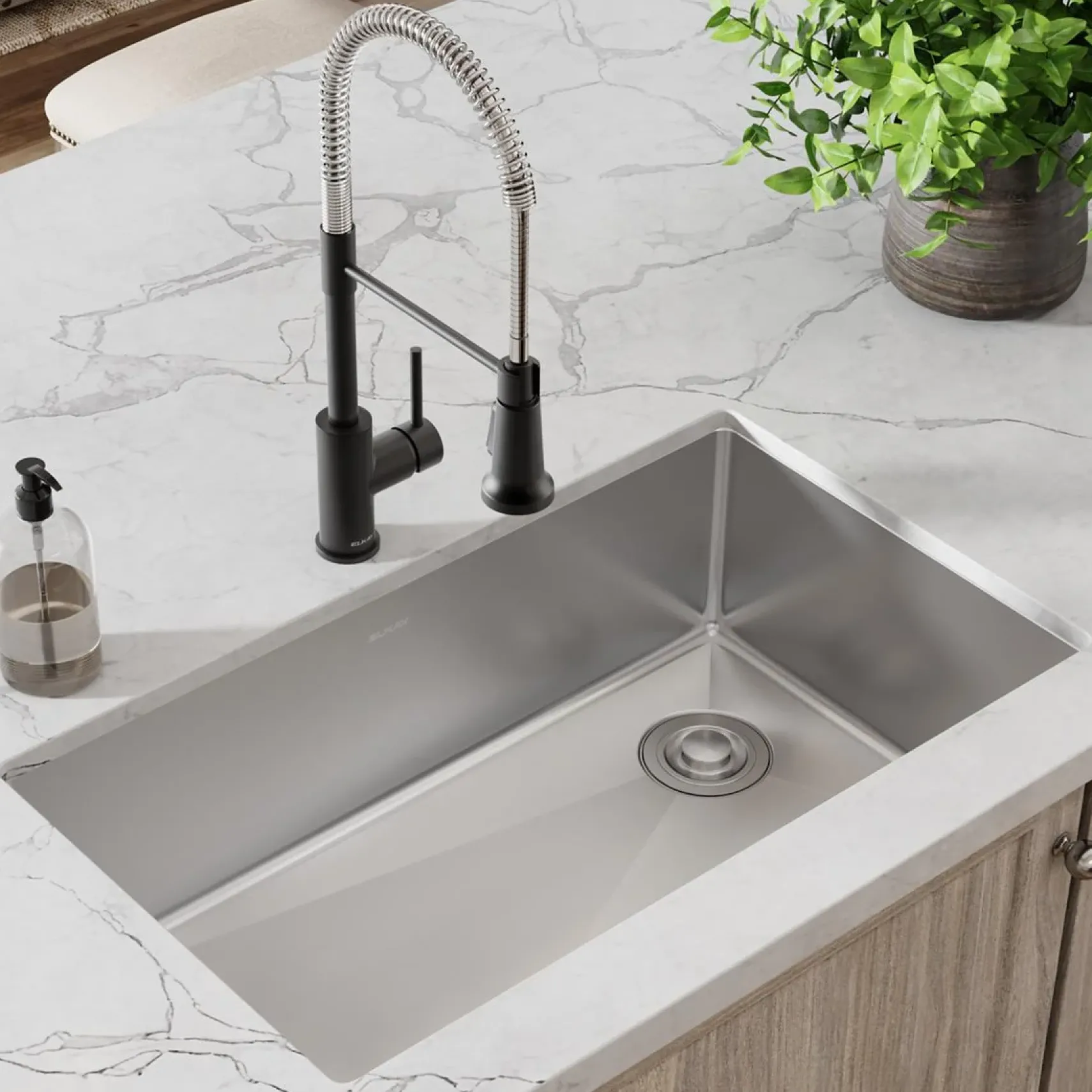 Elkay Crosstown 32" Undermount Stainless Steel Kitchen Sink with Faucet, Polished Satin, 18 Gauge, ECTRU30179RTFMC