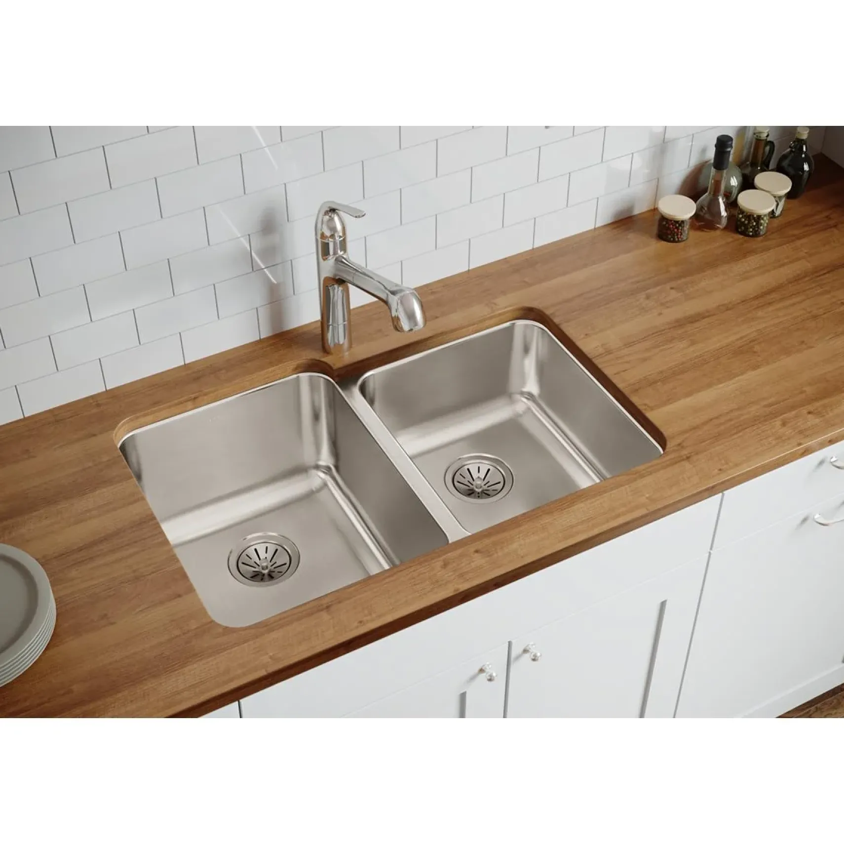 Elkay Lustertone Classic 31" Stainless Steel Kitchen Sink, 50/50 Double Bowl, 18 Gauge, Lustrous Satin, ELUH3120R