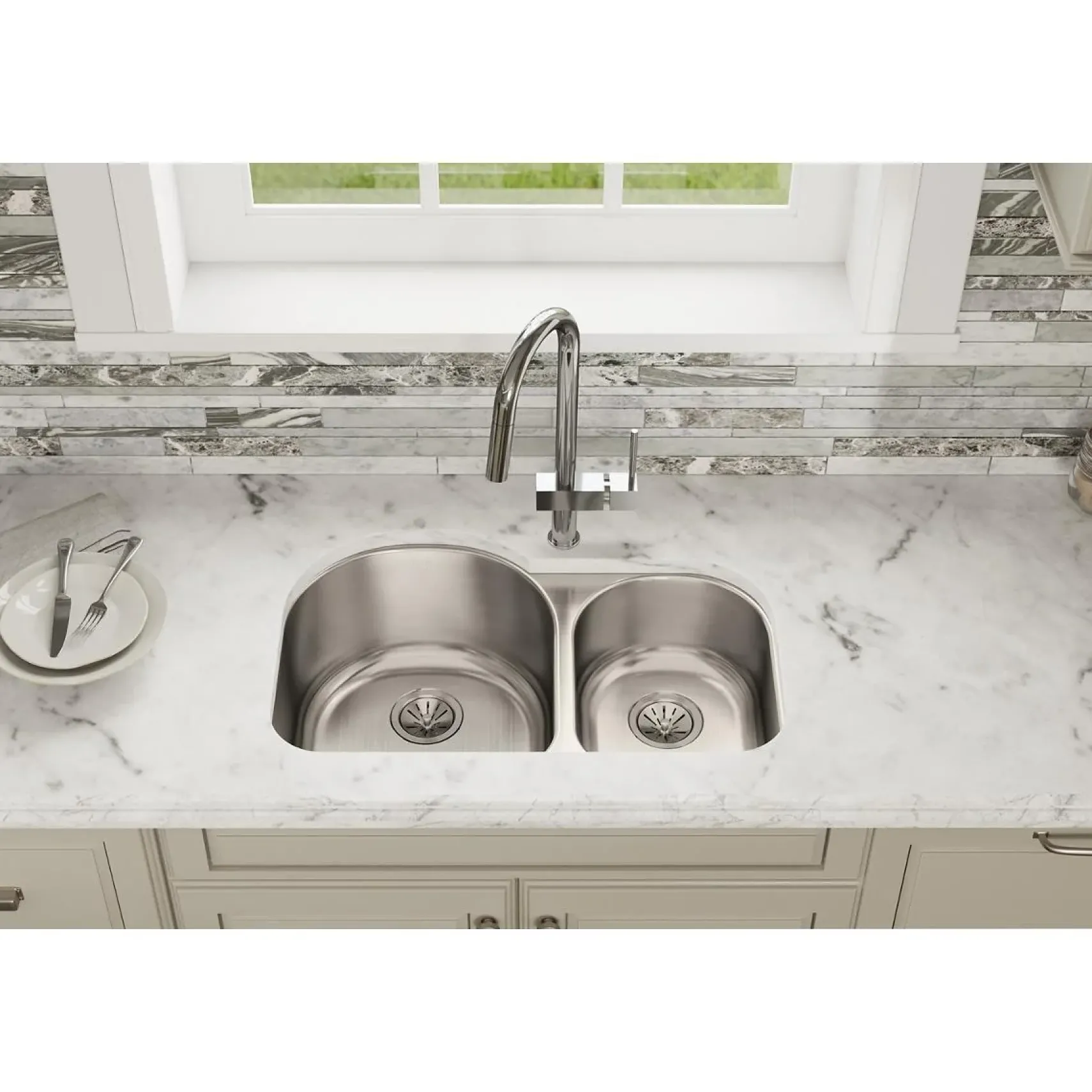 Elkay Lustertone Classic 31" Stainless Steel Kitchen Sink, 60/40 Double Bowl, 18 Gauge, Lustrous Satin, ELUH311910R