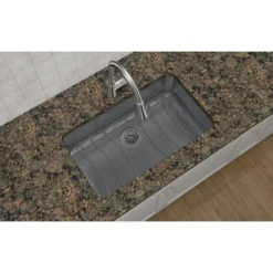 Elkay Lustertone Classic 31" Stainless Steel Kitchen Sink, 18 Gauge, Lustrous Satin, ELUH2816PD