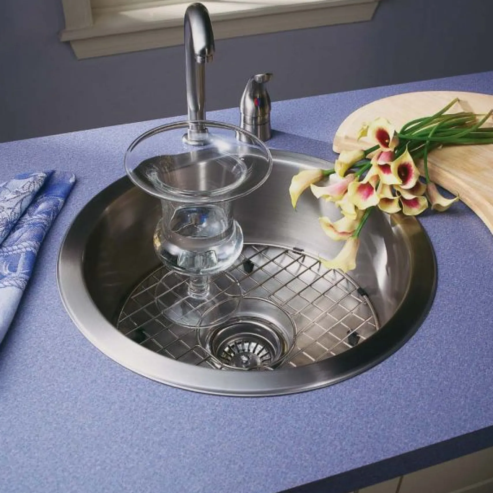 Houzer 18" Stainless Steel Topmount Round Single Bowl Bar Sink, SCF-1830-1