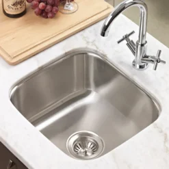 Houzer Club 17 inch Stainless Steel Undermount Single Bowl 8 inch Deep Bar Sink with Strainer & Grid - 18 Gauge, MS-1708-C