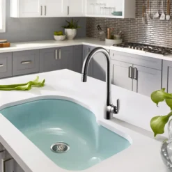 Houzer Cora Pull Down Kitchen Faucet Oil Rubbed Bronze, CORPD-569-OB