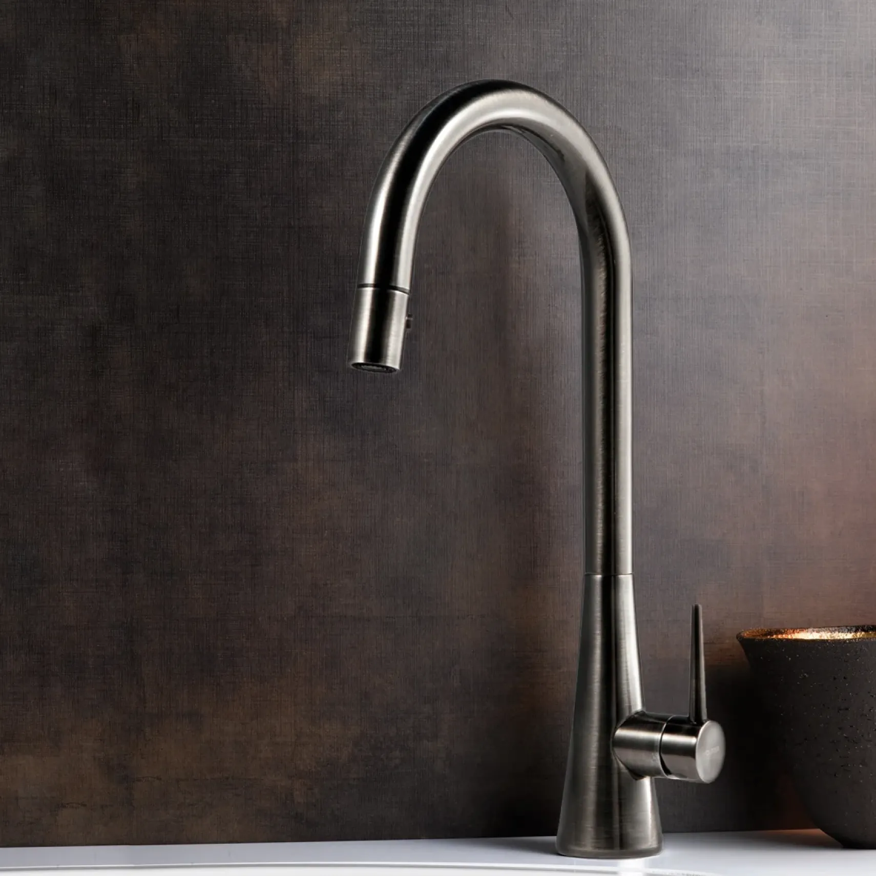 Houzer Soma 1.75 GPM Lever Brass Kitchen Faucet, Pull Down, Pewter, SOMPD-669-PW