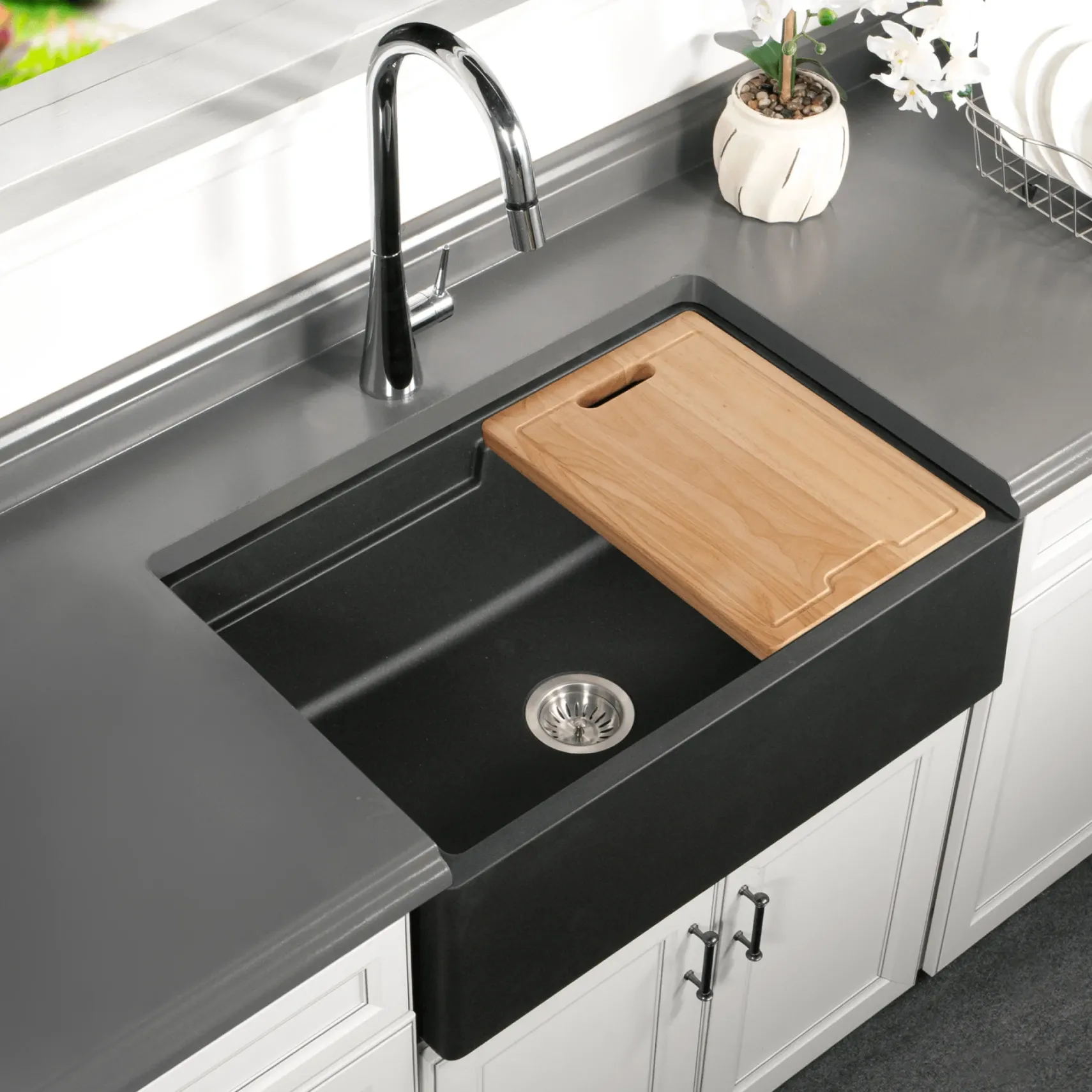 Houzer Soma 1.75 GPM Lever Brass Kitchen Faucet, Pull Down, Matte Black, SOMPD-669-MB