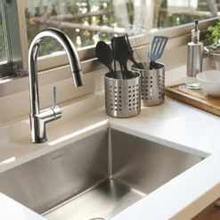 Houzer Nouvelle 23 inch Stainless Steel Undermount Single Bowl Kitchen Sink with Strainer & Grid - 18 Gauge, NOS-4100-1