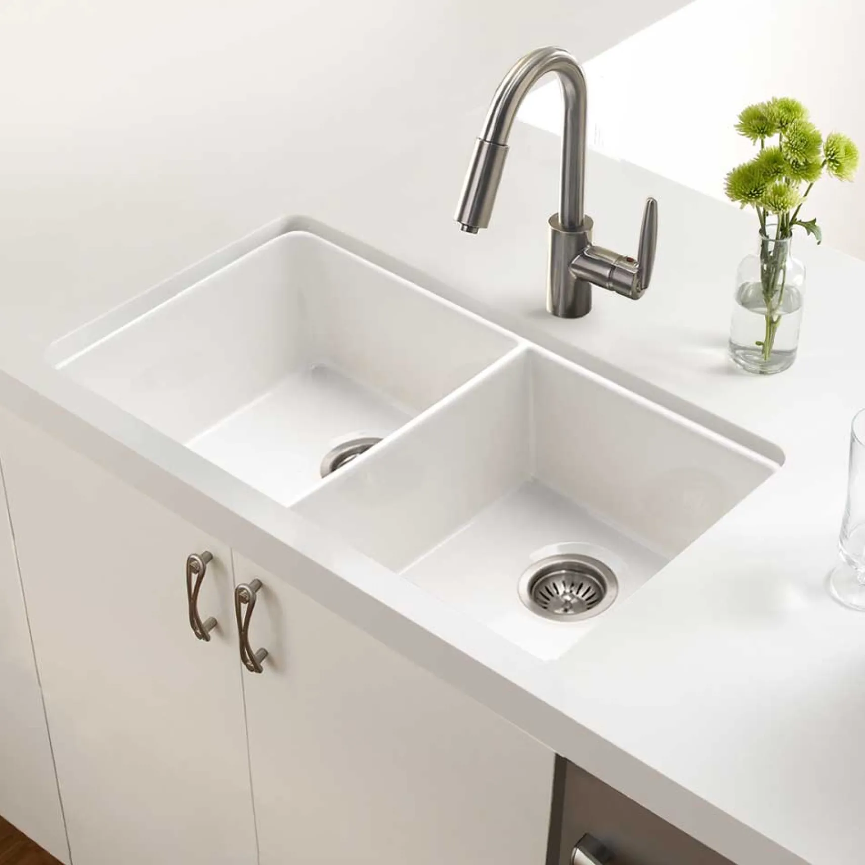 Houzer Platus 32" Fireclay 50/50 Double Bowl Undermount Kitchen Sink, White, PTU-3200 WH