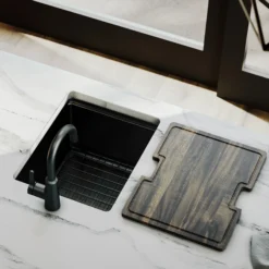 Karran Elite Workstation 15
