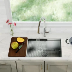 Karran Elite Workstation 23