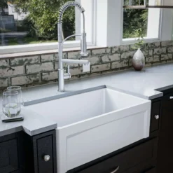 Karran Fireclay 30