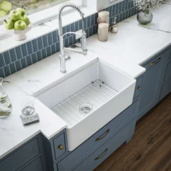 Karran Fireclay 30