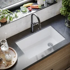 Karran 32" Undermount Quartz Composite Kitchen Sink, White, QU-670-WH