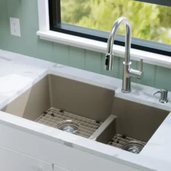 Karran 32" Undermount Quartz Composite Kitchen Sink with Accessories, 60/40 Double Bowl, Concrete, QU-811-CN-PK1
