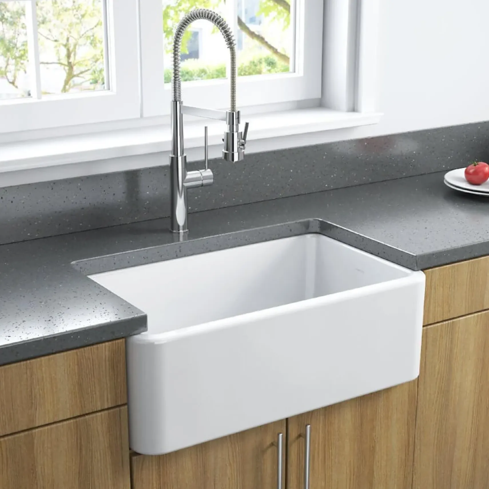 Latoscana 30" Fireclay Single Bowl Farmhouse Apron Sink, White, LFS3018W