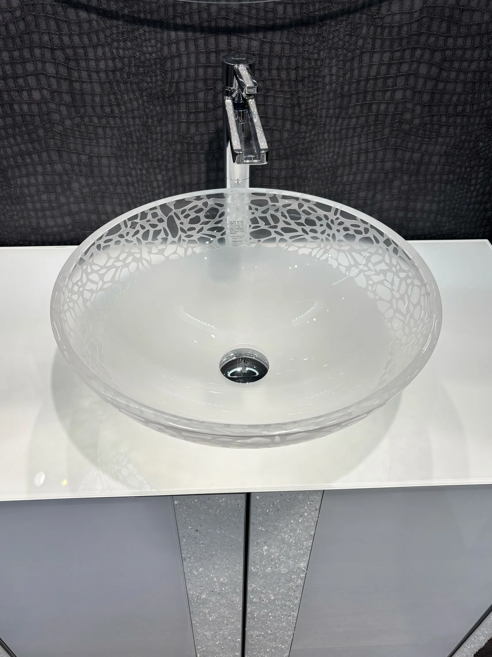 MaestroBath 17" Camelia Luxury Crystal ADA Oval Bathroom Sink, Matte, Glass, Matt White, ATE-CAM-WHM