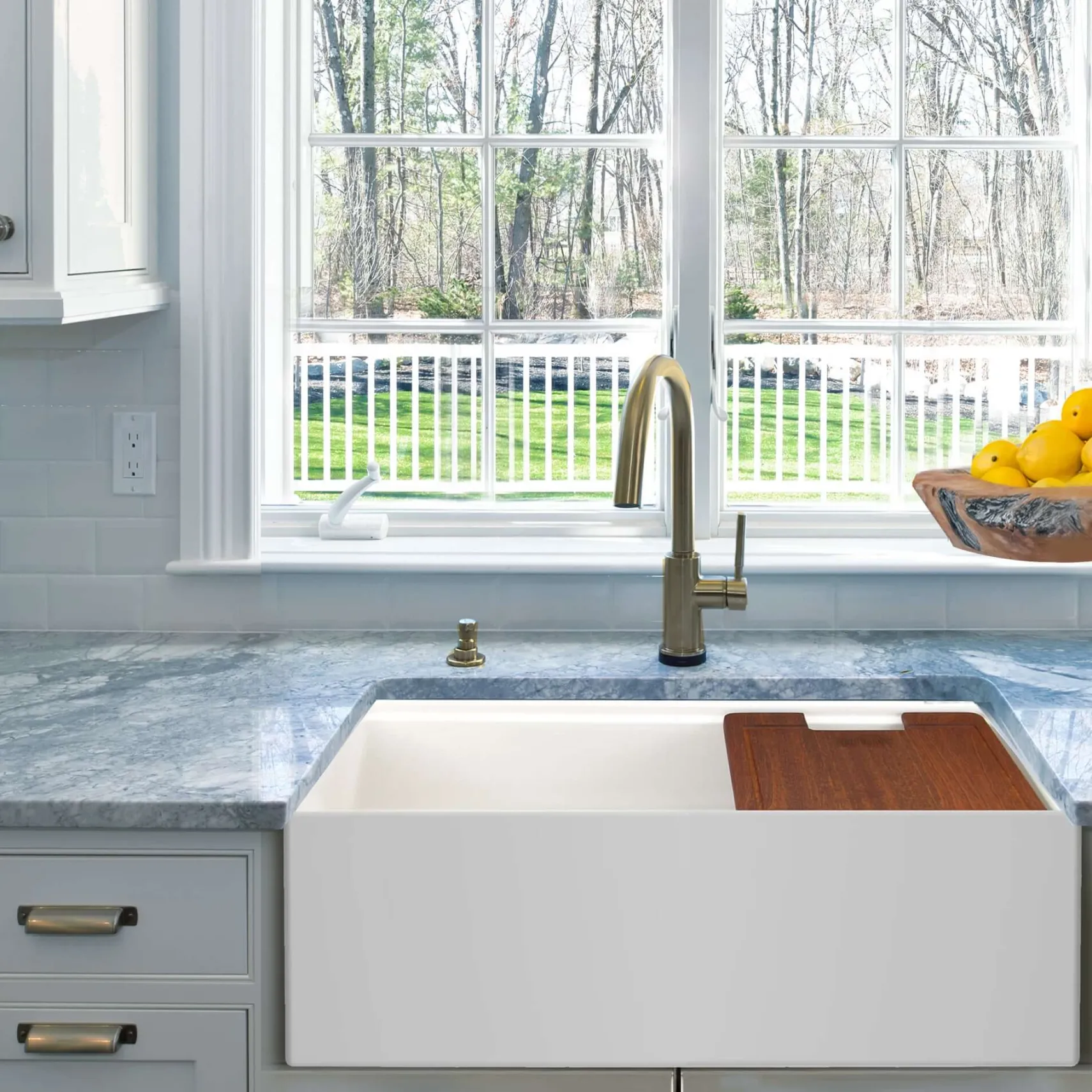 Nantucket Sinks Cape 30" Fireclay Workstation Farmhouse Sink with Accessories, White, T-PS30W