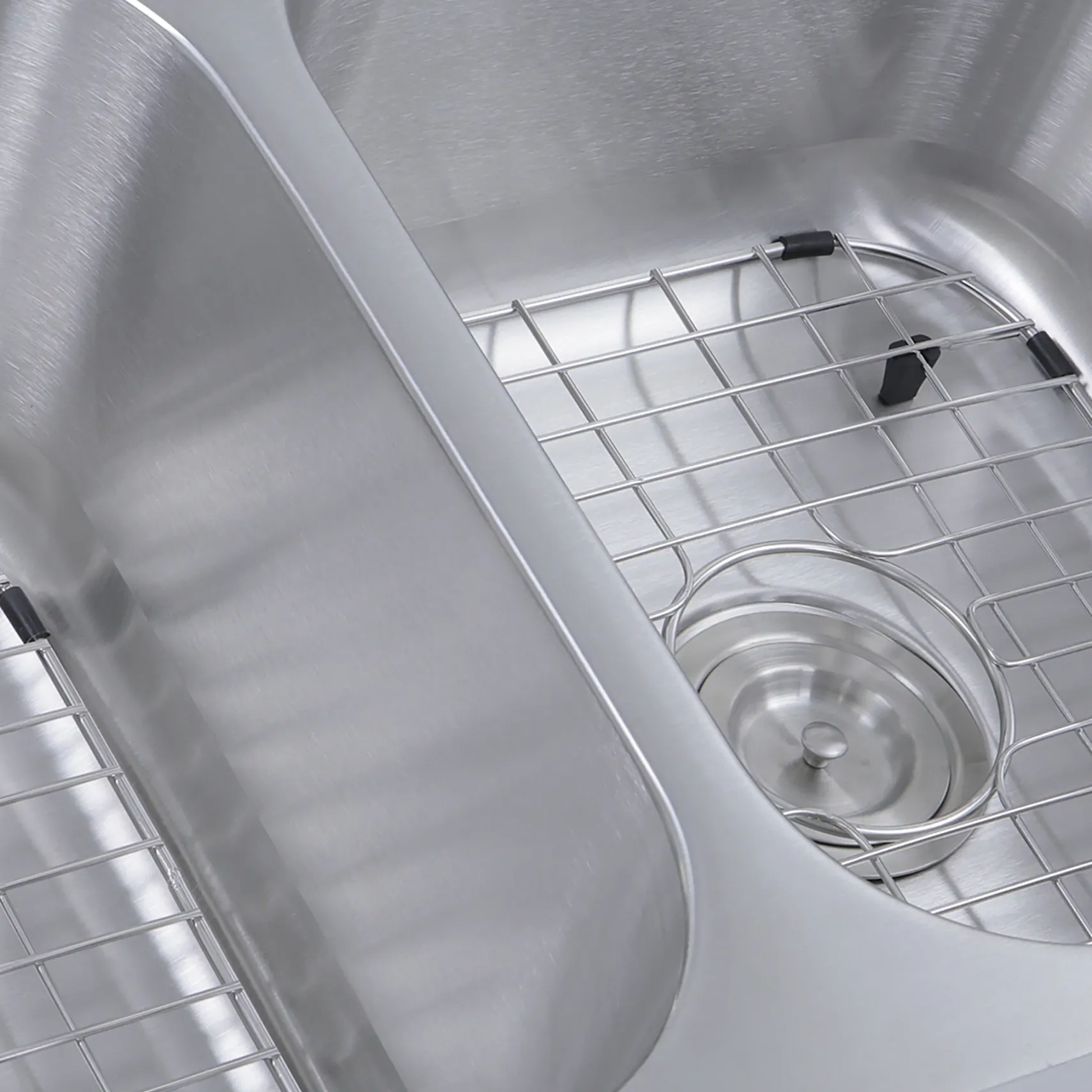 Nantucket Sinks Sconset 33" Stainless Steel Kitchen Sink, 16 Gauge, 50/50 Double Bowl, NS10i-16