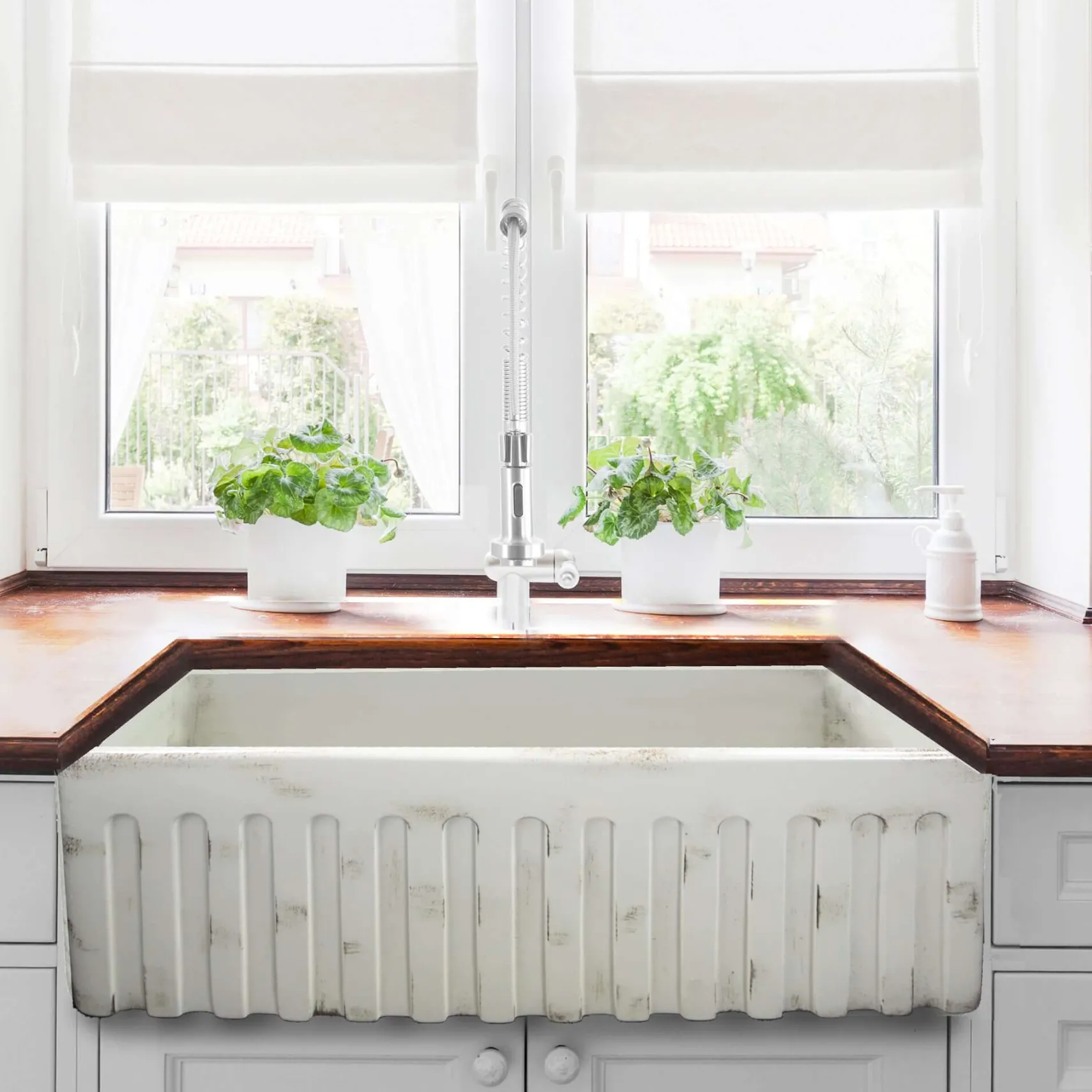 Nantucket Sinks Vineyard 33" Fireclay Farmhouse Sink, Pale Yellow, FCFS3320S-ShabbyStraw