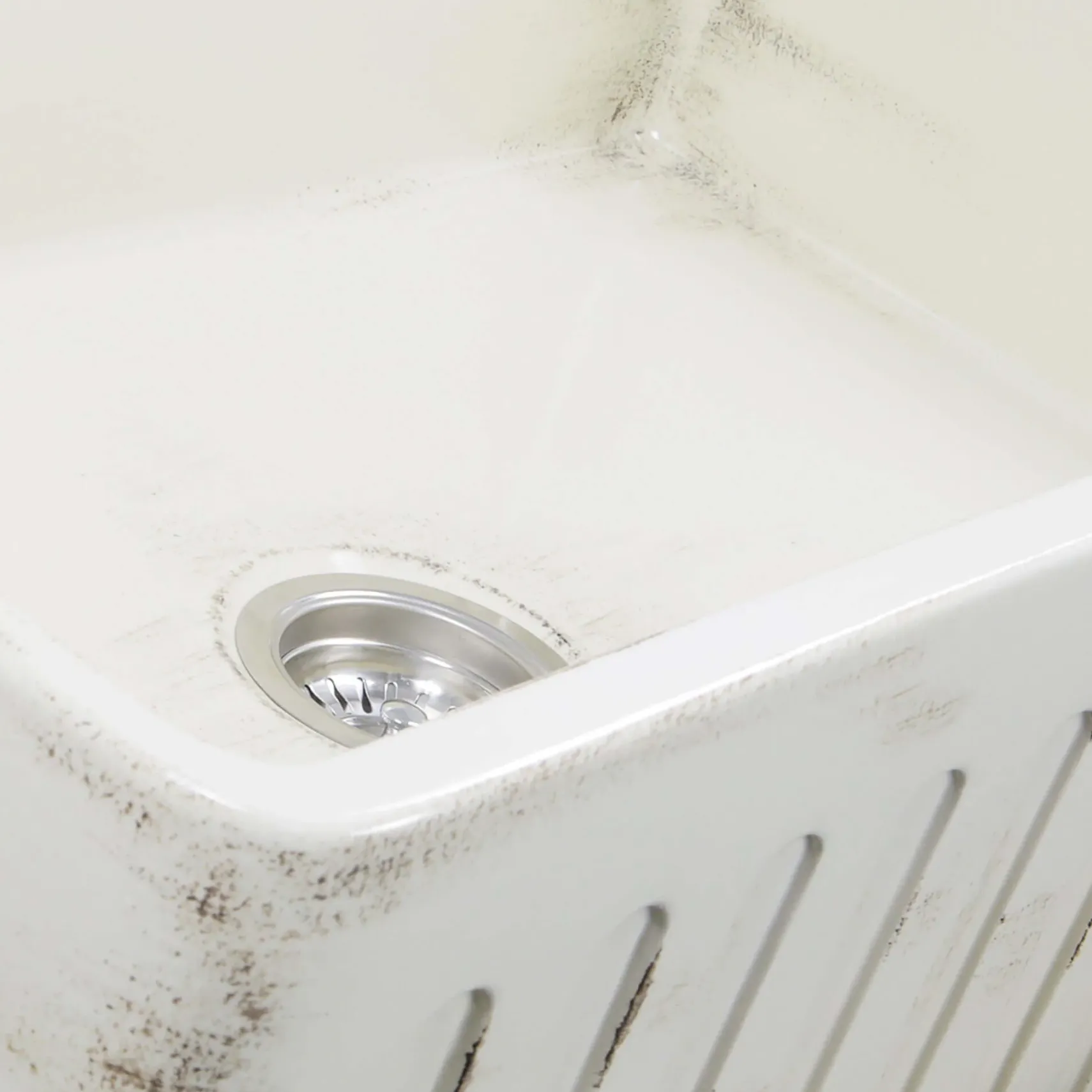 Nantucket Sinks Vineyard 33" Fireclay Farmhouse Sink, Pale Yellow, FCFS3320S-ShabbyStraw