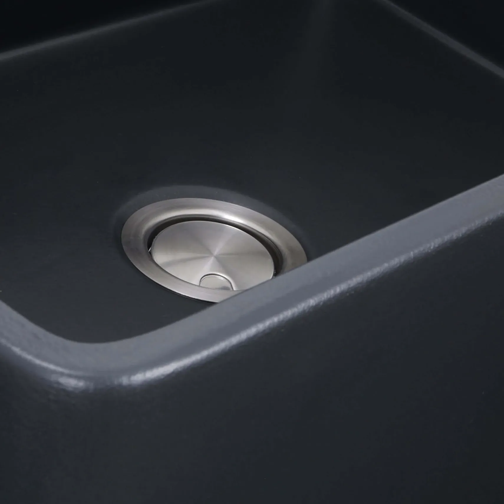 Nantucket Sinks Vineyard 33" Fireclay Farmhouse Sink with Accessories, Matte Black, FCFS3320S-MatteBlack
