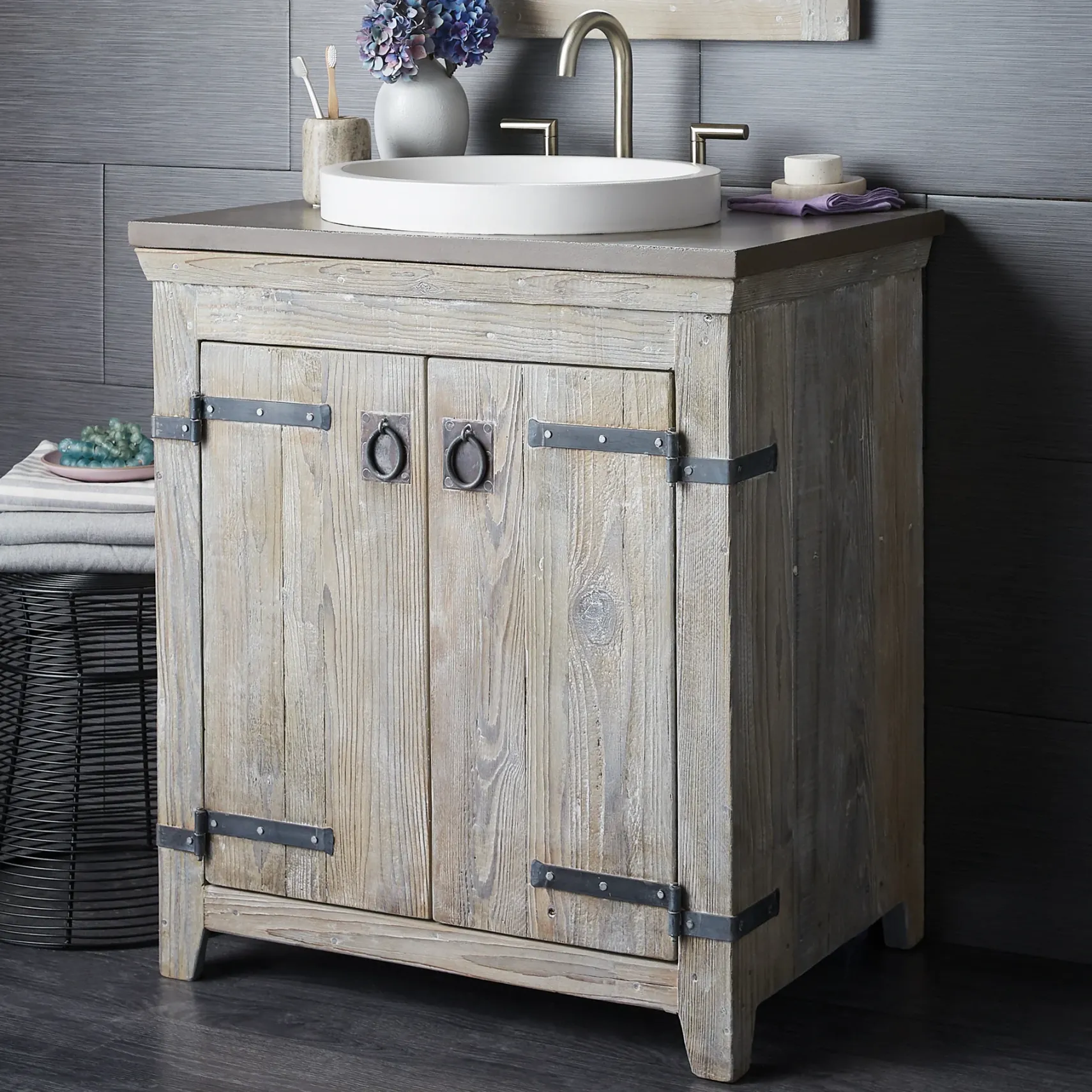 Native Trails 30" Americana Freestanding Vanity Base in Driftwood, VNB309